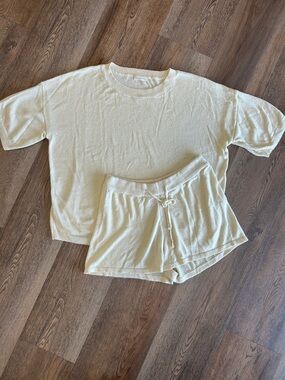 Cozy Cream Knit Short PJ Set - Relaxed Top & Drawstring Shorts